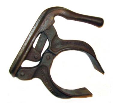30. 1931 Tire bead breaker