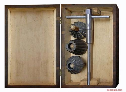 21a. Valve seat cutting tool