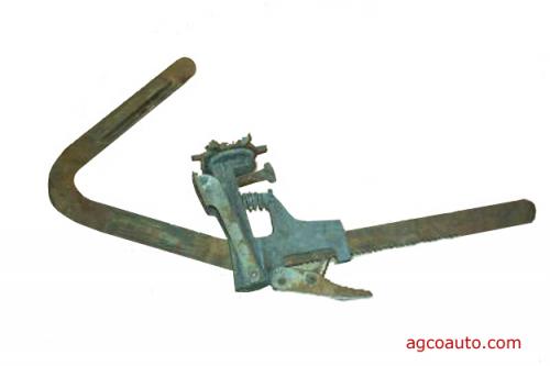38. Engine piston ring groove cleaner