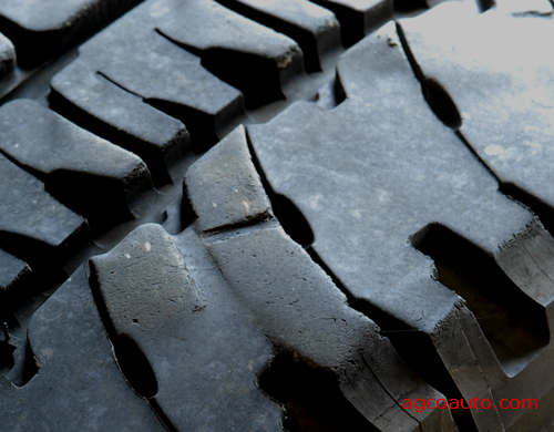 Tire tread that has chopped wear.